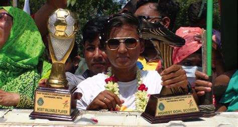 Saff Women Champs Skipper Sabina Given Heros Welcome On Return To Satkhira