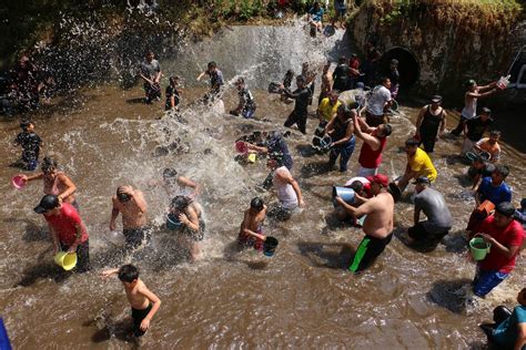 Sábado de Gloria Estas son las multas por desperdiciar agua en CDMX