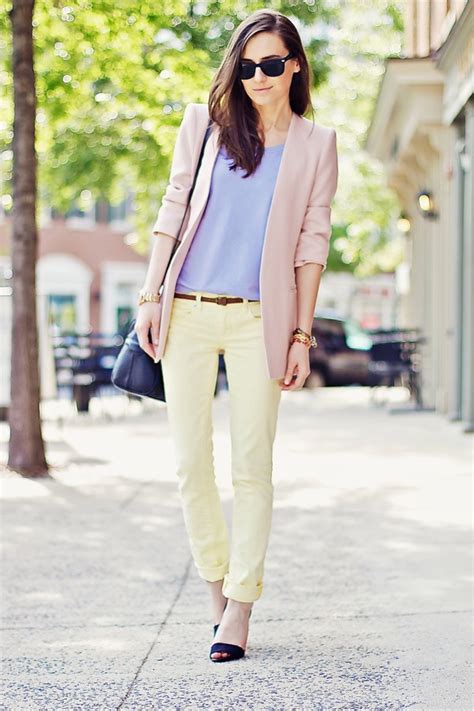 15 Trendy Pastel Outfit Combinations - fashionsy.com