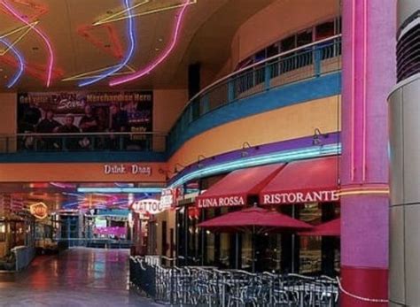 eau claire movie theater mall - Wyatt Quezada