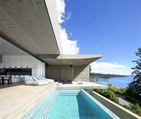 Sunset House Exhilarating Ocean Views Laced With Luxurious Minimalism