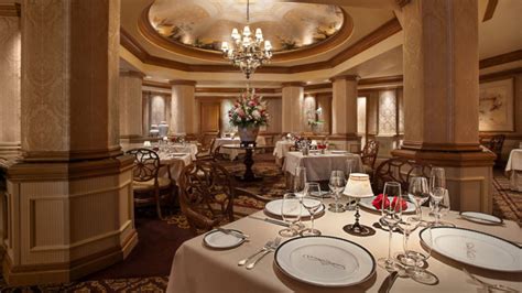 Disney World Dining Restaurants Guide Reopening What S Open