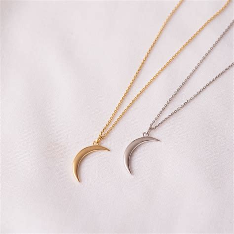 14k Gold Moon Necklace 14k Solid Gold Crescent Moon Pendant Etsy