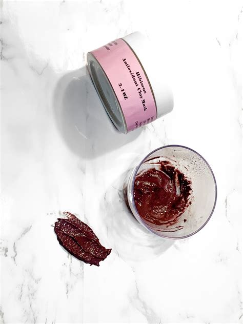 Hibiscus Antioxidant Clay Mask – www.treschik.com