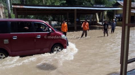 Sungai Batang Angkola Meluap Sejumlah Wilayah Di Tapsel Banjir