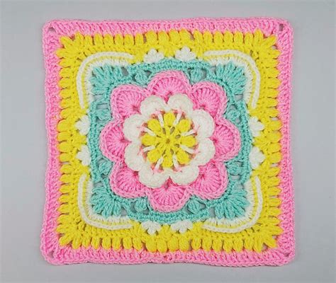 Ravelry 366 Days Of Granny Squares Day 195 Pattern By Veronika Liachovic