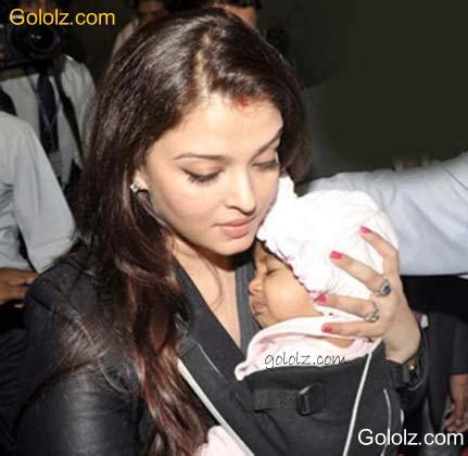 Aishwarya Rai With Baby Photos: Aaradhya's Face Close Up