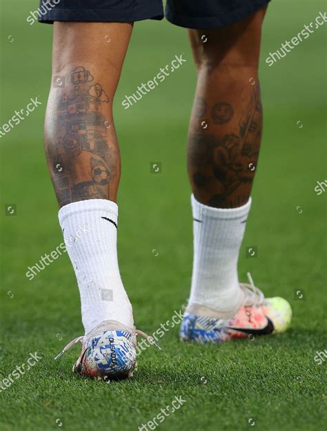 Detailed View Neymar Jr Paris Saintgermain Tattoos Foto Editorial En