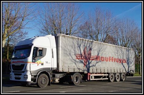 Iveco Stralis Hi Way Transports Mauffrey Eloye F Flickr