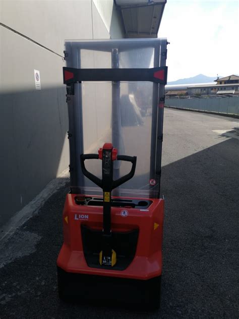 TRANSPALLET ELEVATORE ELETTRICO NUOVO NOBLELIFT MOD PSE12N H 1600