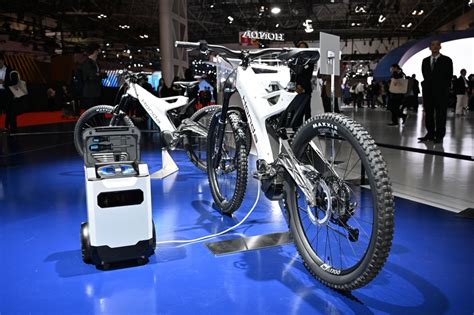 Honda Emtb Concept Shows Remote Charging System At Japan Mobility Show