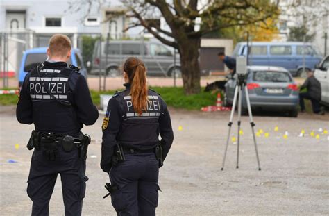 Fotostrecke Schüsse in Asperg Ein Mann stirbt einer ist schwer