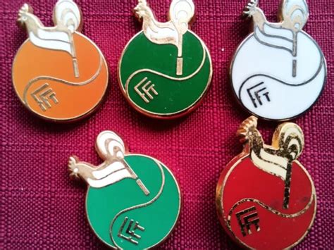 Pins F D Ration Fran Aise De Tennis Coq Sportif De Couleurs Vert