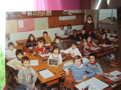 Photo De Classe Ce2 De 1984 Ecole Pierre Et Marie Curie Copains Davant