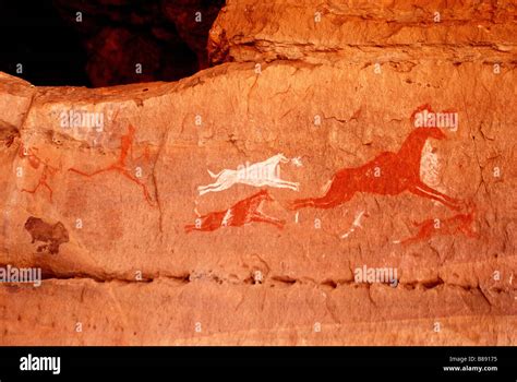 Ochre Cave Paintings Hi Res Stock Photography And Images Alamy