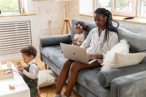 Teletrabalho Melhora Qualidade De Vida De Mulheres Que Atuam Em