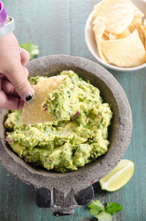 4 Ingredient Guacamole Recipe and Variations - Umami Girl