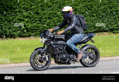 Triumph speed triple 1050 hi-res stock photography and images - Alamy