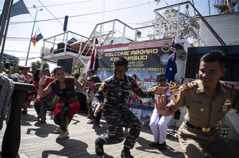 Open Ship Kri Bima Suci Di Dermaga Queensland Australia