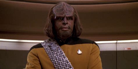 Worf vs Sulu Shouldn't Be One of Star Trek's Coolest Fights - & Yet It ...