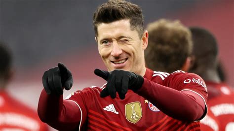 Robert Lewandowski Ma Barcelona TVMnews Mt