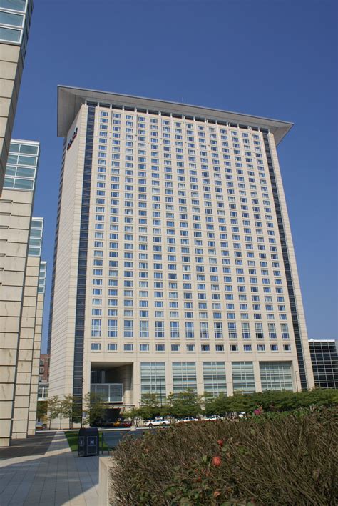 Hyatt Regency McCormick Place (Chicago, 1998) | Structurae