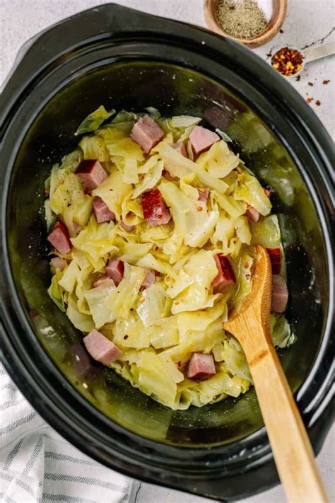 Easy Crockpot Cabbage Recipe Dr Davinah S Eats