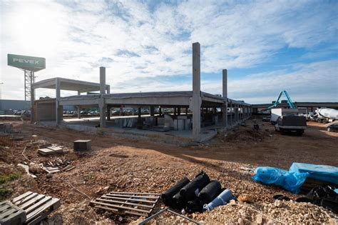 Zadarski Niknula Betonska Konstrukcija Novog Trgova Kog Lanca U Zadru