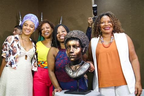 Oab Pi Recebe Ministra Margareth Menezes E Inaugura Busto De Homenagem