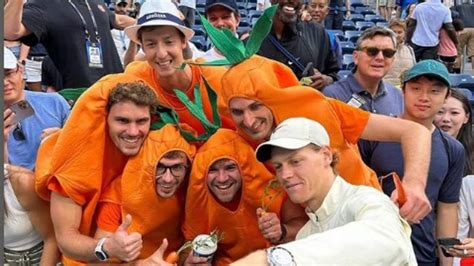 Sinner Finally Meets His Carrot Clad Superfans Carota Boys After Us