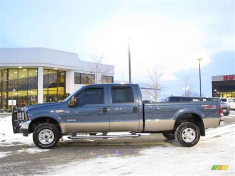 2004 Medium Wedgewood Blue Metallic Ford F350 Super Duty Lariat Crew Cab 4x4 24328213