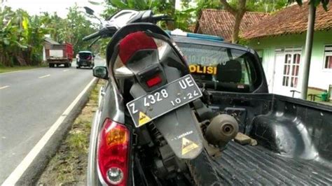 Kecelakaan Maut Tadi Pukul 06 00 Wib Pengendara Motor Vario Tewas Di