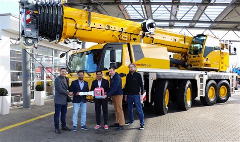 Manitowoc Supply Two New Grove All Terrain Cranes To Qatari