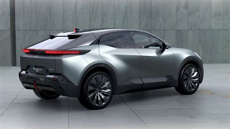 Toyota R Invente Le Suv Lectrique Avec Ce Concept Beyond Zero