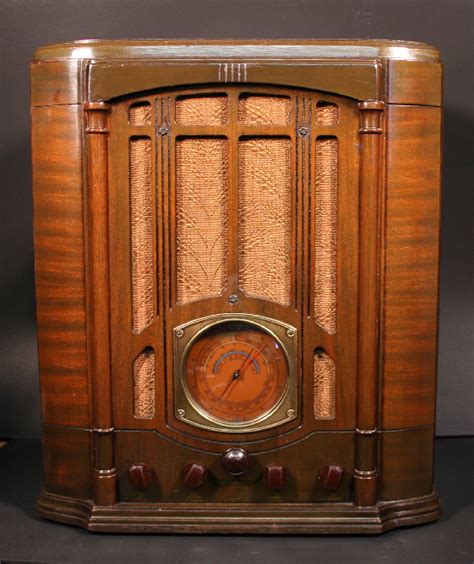 Rca Model T10 1 Tombstone Radio 1935