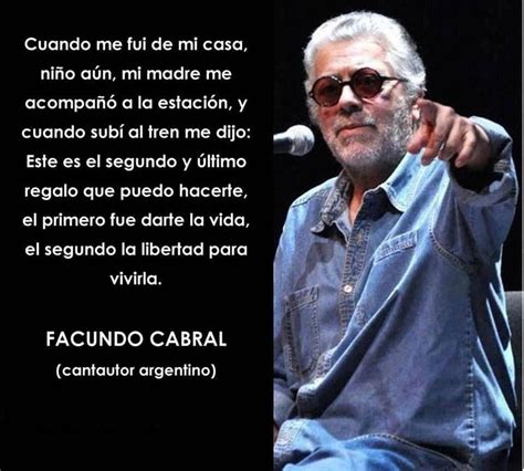 Facundo Cabral Fue Un Cantautor Poeta Escritor Y Fil Sofo Argentino