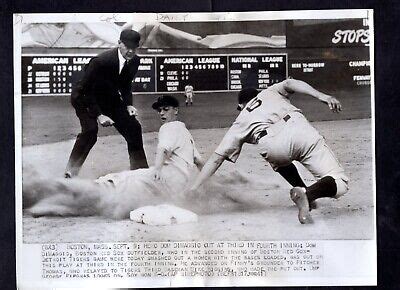 Dom DiMaggio Mike Higgins George Pipgras 1941 Press Photo Tigers Boston