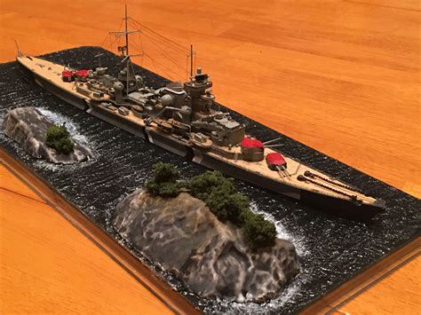 Pin by Alexandro Braga on kns Admiral Hipper | Model boats, Model ships, Model warships