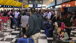 Problemas em aeroportos de São Paulo atrasam voos em todo o país Nas