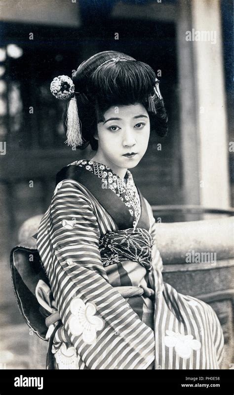 1920s Japan Maiko Apprentice Geisha — Young Japanese Maiko