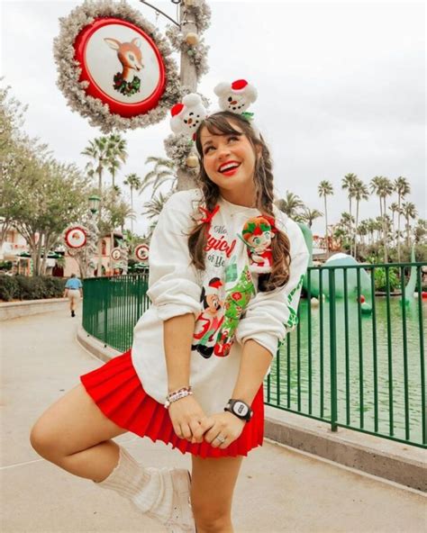 12 Disney World Christmas Outfits You'll Love - That Disney Fam