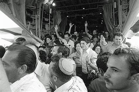 Netanyahu honors brother Yoni, who fell rescuing hostages at Entebbe - JNS.org