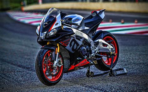 Aprilia Rsv Rr Raceway Bikes R Superbikes Aprilia Rsv