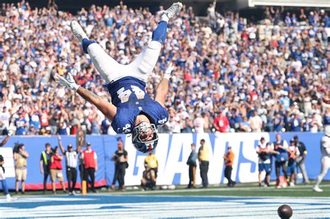 Who plays football this Sunday? See full schedule, how to watch