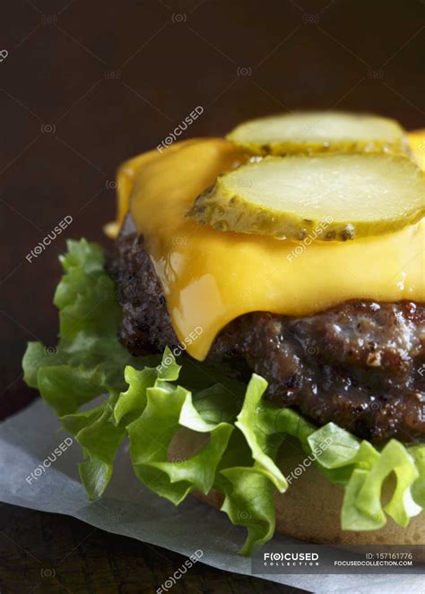 Grilled beef burger — cheese, cookery - Stock Photo | #157161776