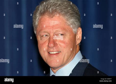 Former us president bill clinton hi-res stock photography and images ...