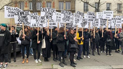 Direct Journée Internationale Des Droits Des Femmes Le Défilé