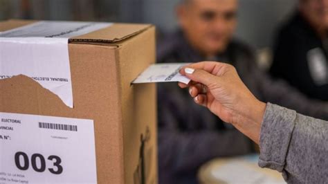 De Rosa Está naturalizada la compra de votos en Tucumán Perfil