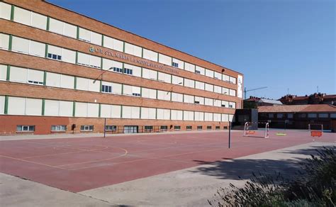 Ya Son Tres Las Aulas Aisladas Por Covid En El Colegio Santa Mar A La