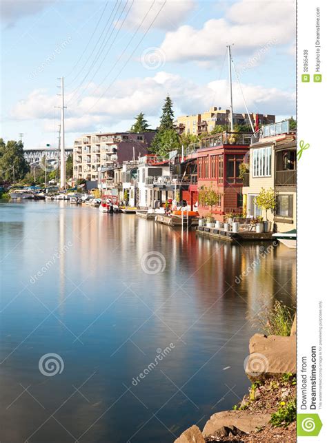 Houseboats stock photo. Image of motorboat, pacific, building - 32055438